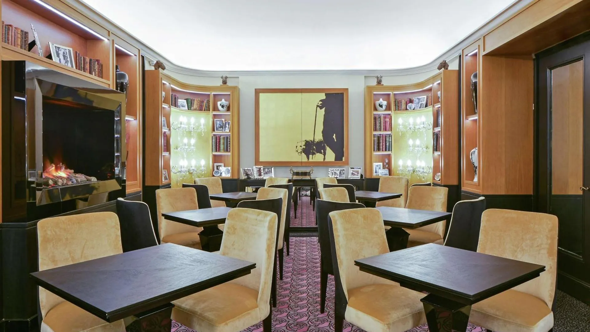 **** Hotel Maison Astor Paris, Curio Collection By Hilton França