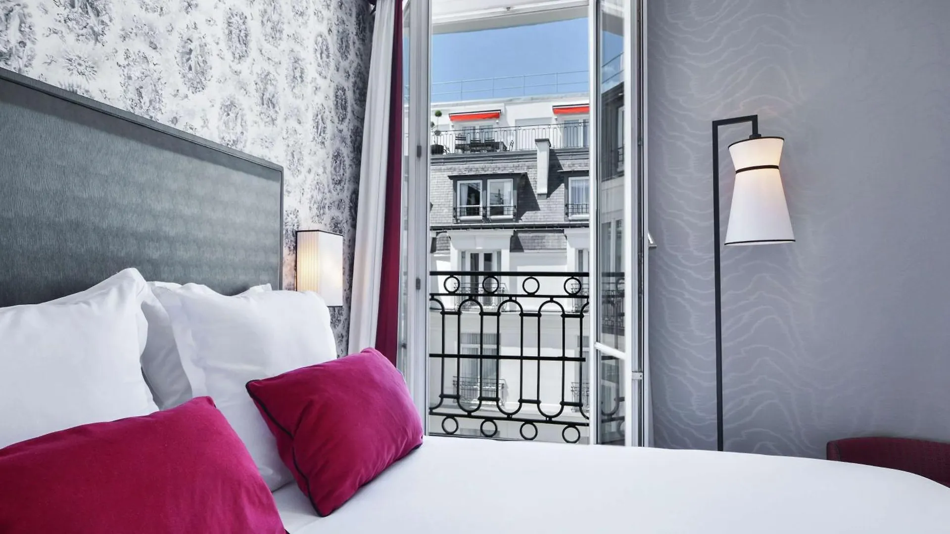 Hotel Maison Astor Paris, Curio Collection By Hilton