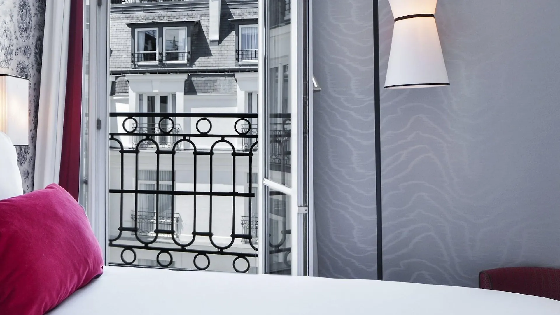 Maison Astor Paris, Curio Collection By Hilton Hotel Paris