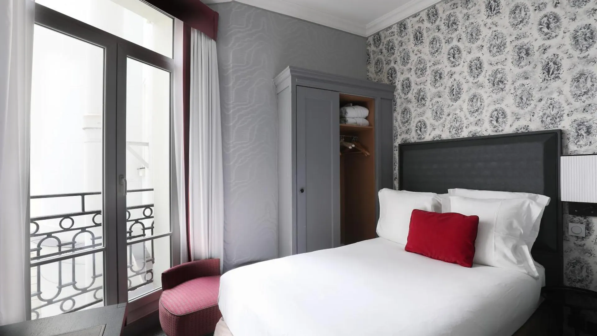 Maison Astor Paris, Curio Collection By Hilton France