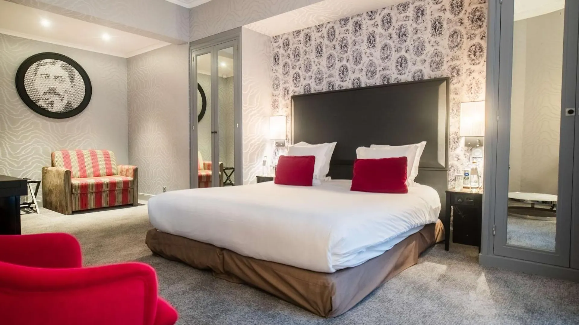 Maison Astor Paris, Curio Collection By Hilton France