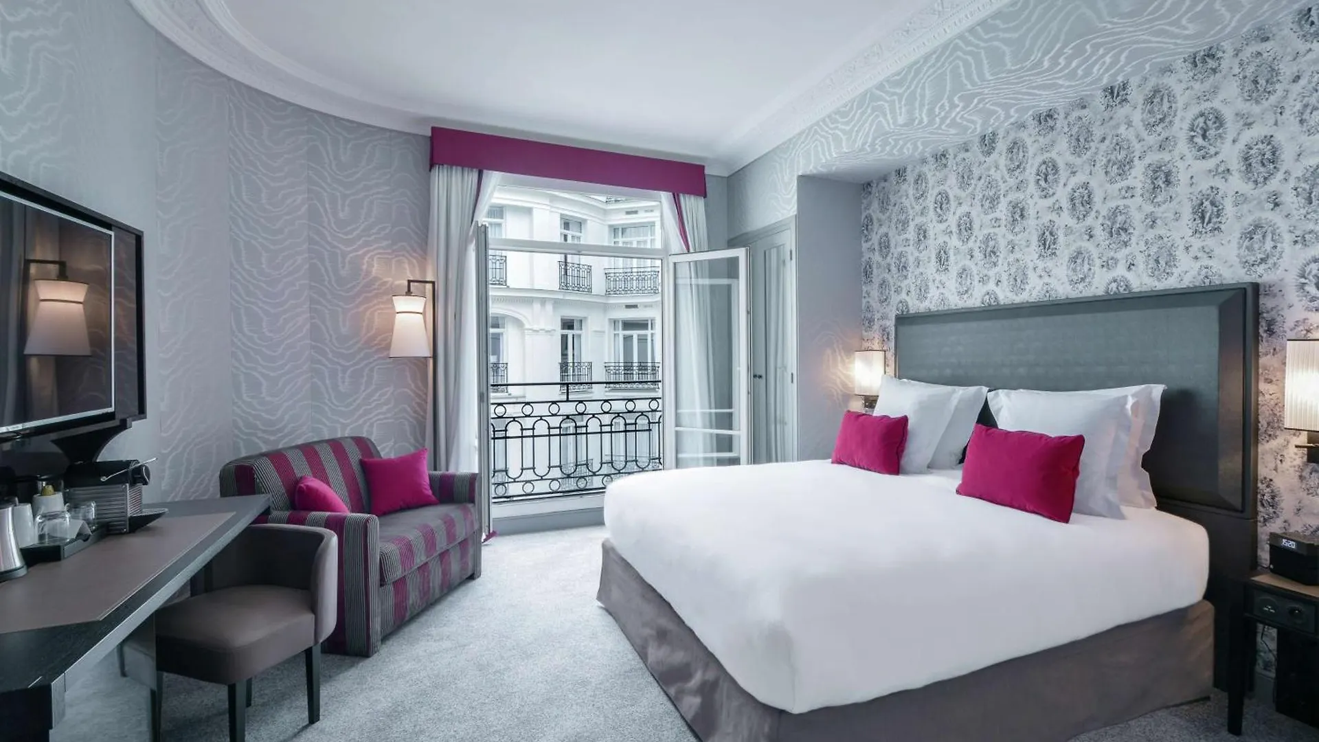 **** Hotel Maison Astor Paris, Curio Collection By Hilton França