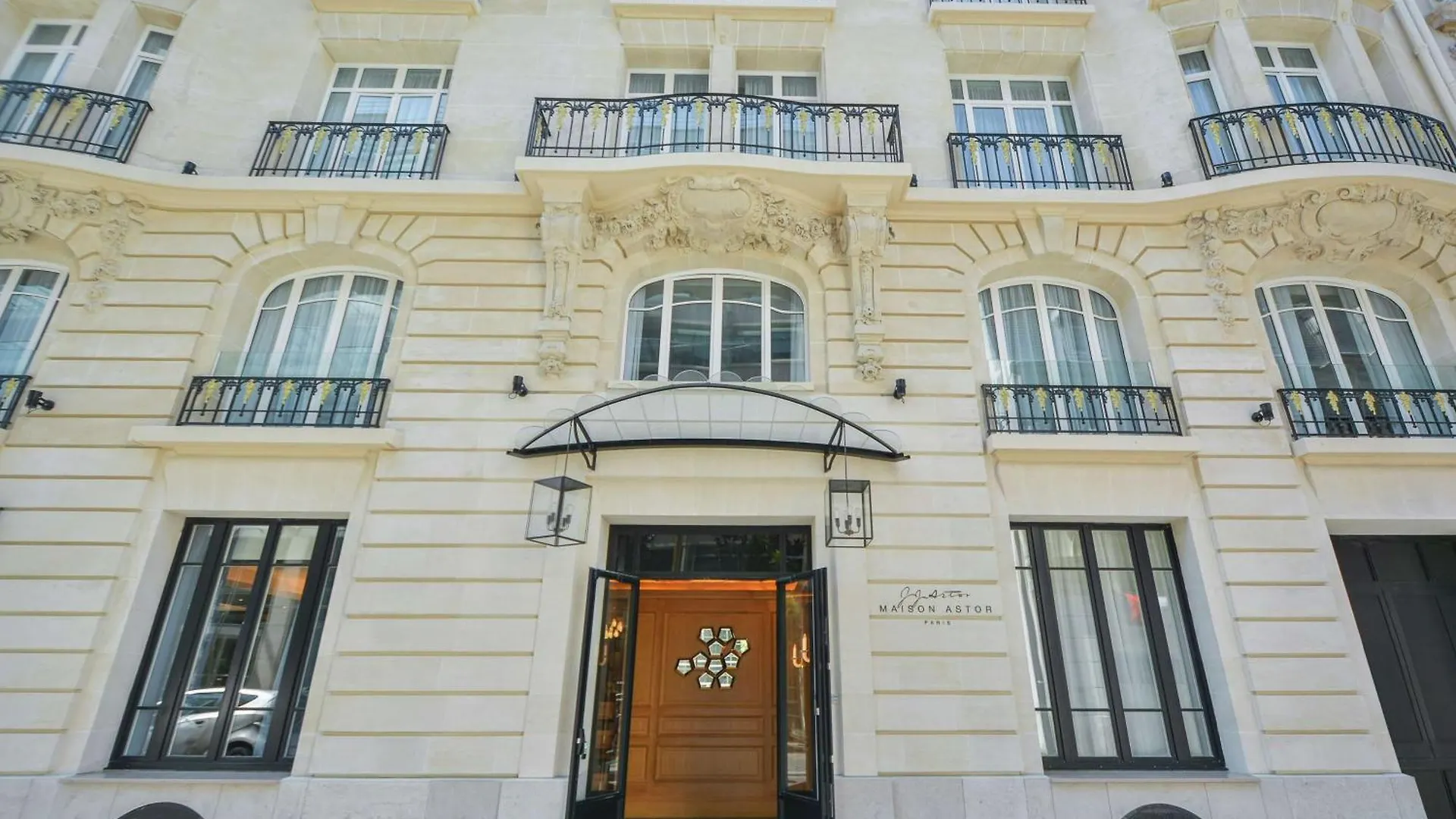 **** Hotel Maison Astor Paris, Curio Collection By Hilton França