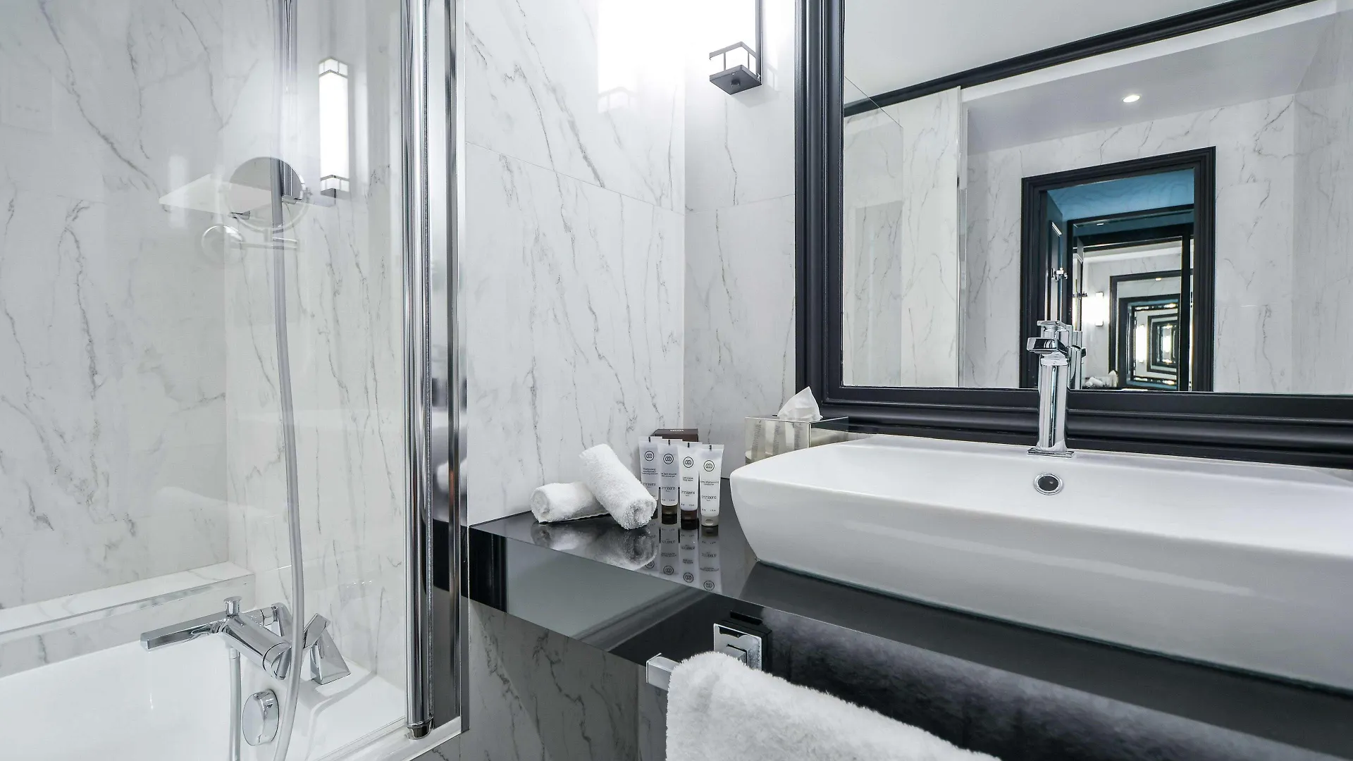 Maison Astor Paris, Curio Collection By Hilton 4*, Paris Frankreich