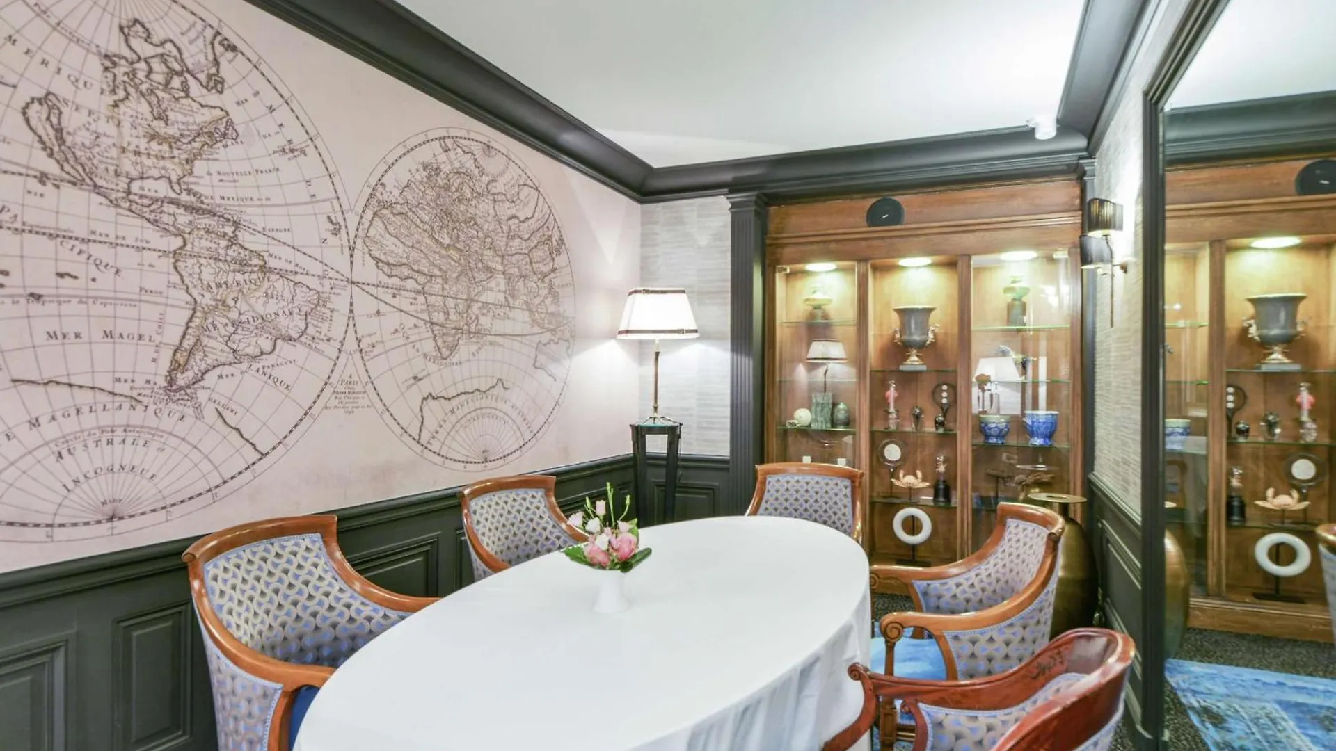 Maison Astor Paris, Curio Collection By Hilton Paris