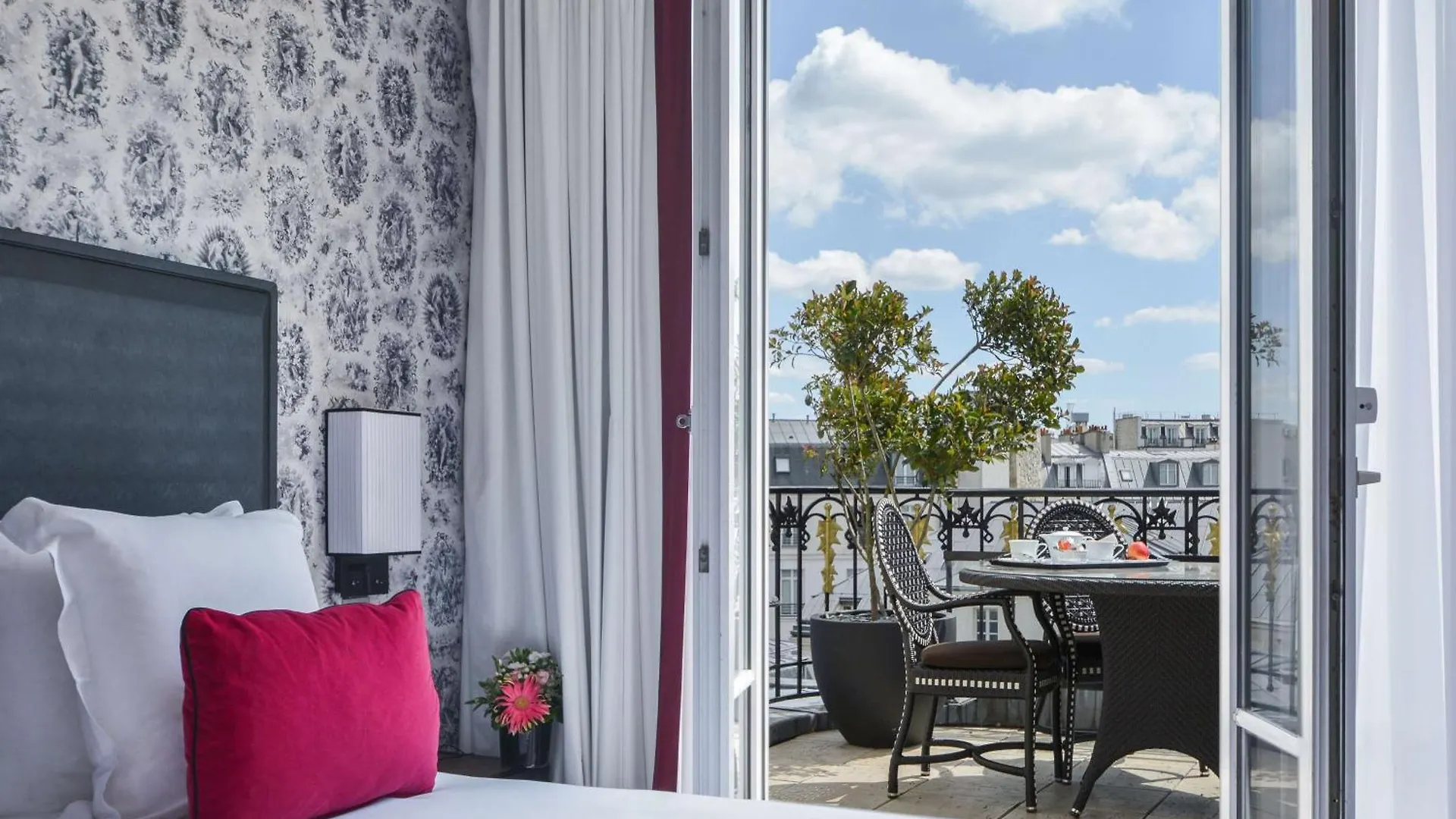 Maison Astor Paris, Curio Collection By Hilton Hotel