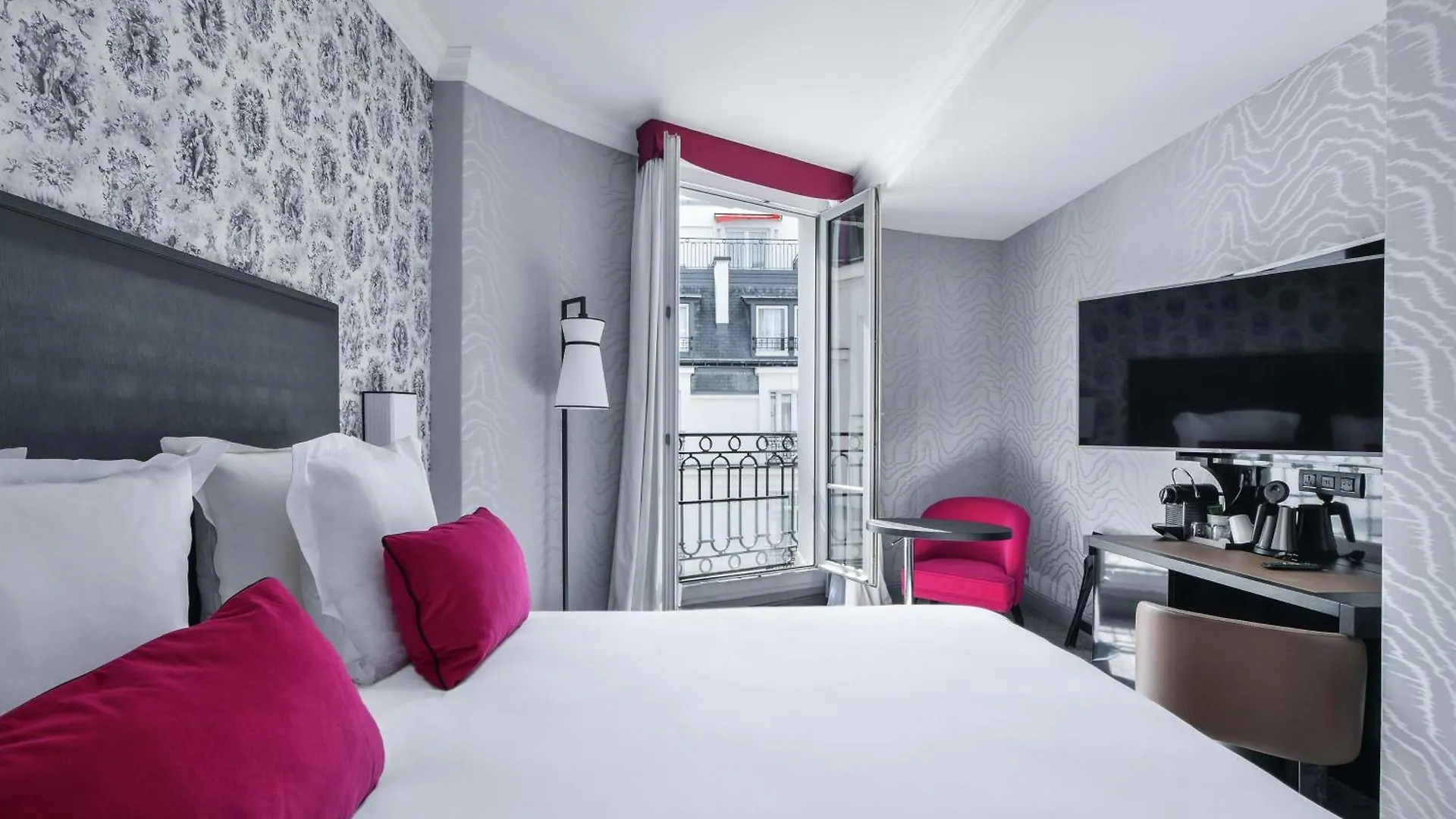 Maison Astor Paris, Curio Collection By Hilton France